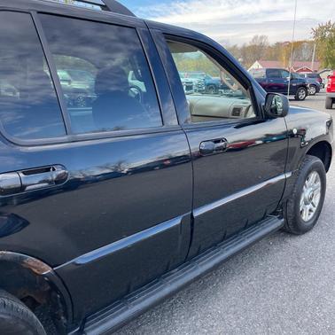 2005 Mercury Mountaineer Base
