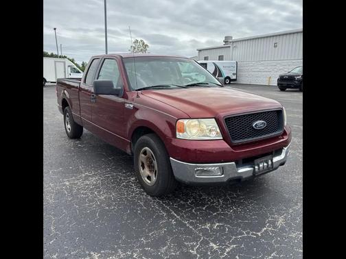 RED 2005 Ford F-150 XLT SuperCab
