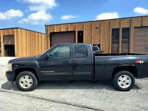 2009 Chevrolet Silverado 1500 LTZ Extended Cab