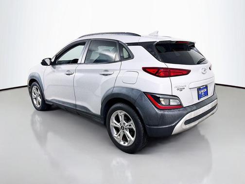 Cyber Silver 2022 Hyundai KONA SEL