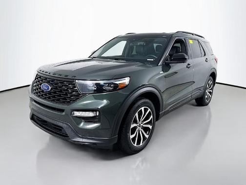 2023 Ford Explorer ST-LINE