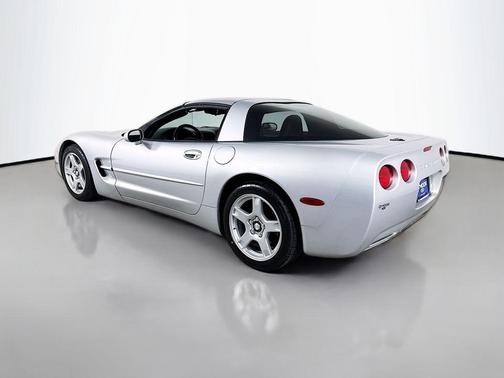 Sebring Silver Metallic 1999 Chevrolet Corvette