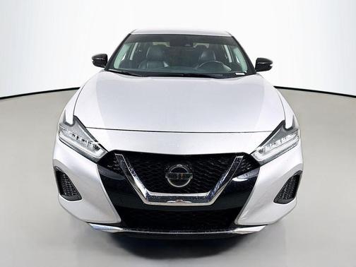 2021 Nissan Maxima SV