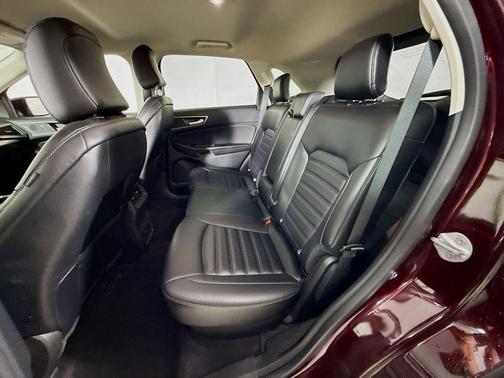 Burgundy Velvet Metallic Tinted Clearcoat 2023 Ford Edge SEL