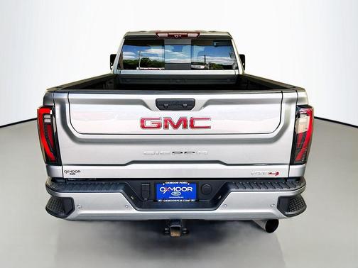 Sterling 2025 GMC Sierra 2500 AT4