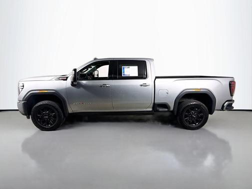 Sterling 2025 GMC Sierra 2500 AT4