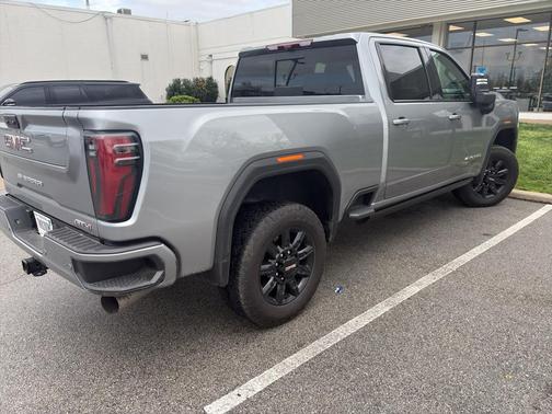 Sterling 2025 GMC Sierra 2500 AT4