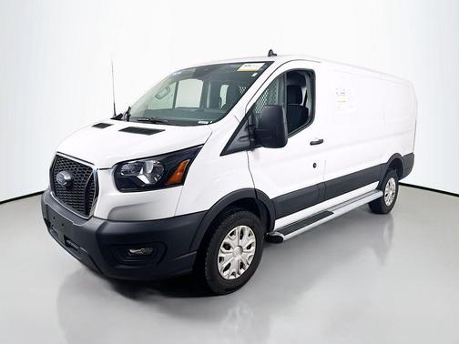 Oxford White 2024 Ford Transit-250 Base