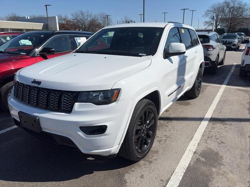 2018 Jeep Grand Cherokee Altitude