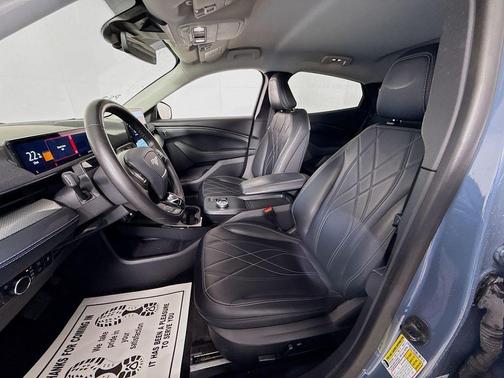 Vapor Blue Metallic 2023 Ford Mustang Mach-E Select