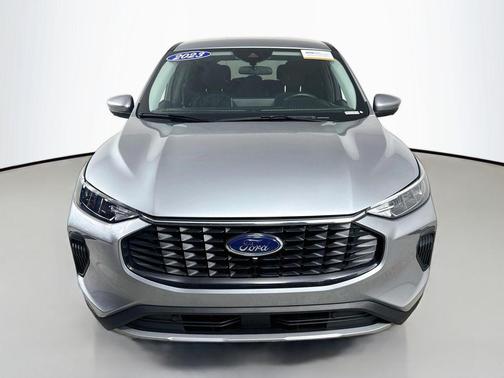 Iconic Silver Metallic 2023 Ford Escape Active