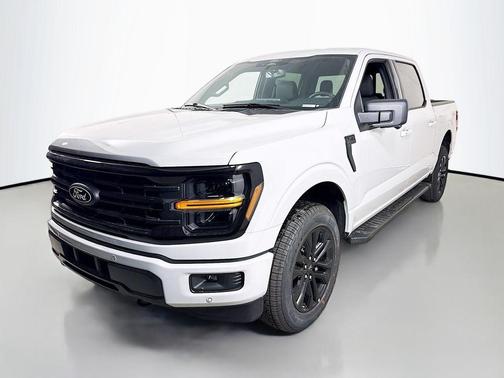 Avalanche 2026 Ford F-150 XLT