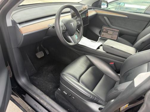 Black 2023 Tesla Model Y Long Range