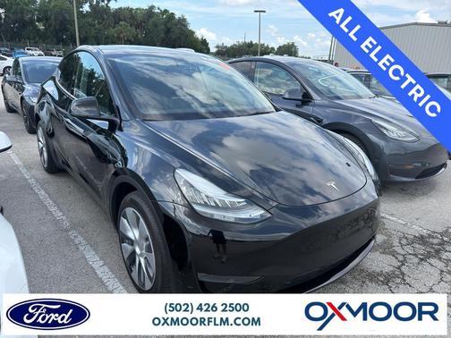 Black 2023 Tesla Model Y Long Range