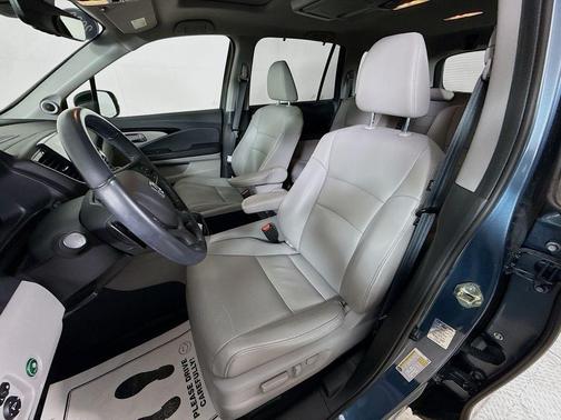 2020 Honda Pilot Touring 7-Passenger