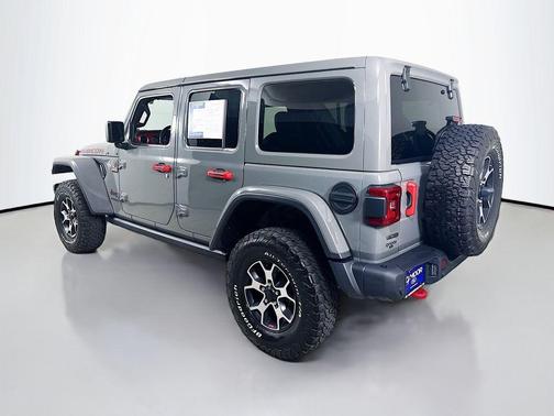 Sting Gray Clearcoat 2022 Jeep Wrangler Unlimited Rubicon