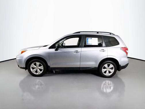 2016 Subaru Forester 2.5i
