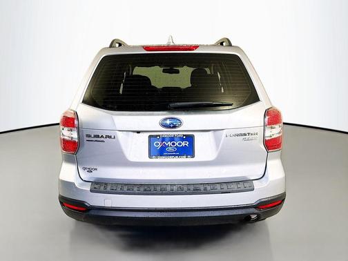 2016 Subaru Forester 2.5i