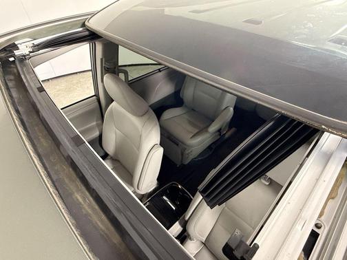 Alumina Jade Metallic 2020 Toyota Sienna XLE