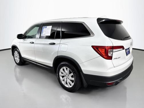 Platinum White Pearl 2020 Honda Pilot LX