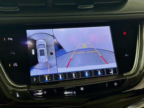 Crystal White Tri-Coat 2020 Cadillac XT6 Sport AWD