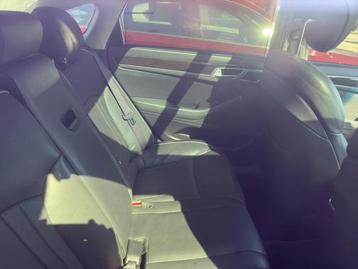 2015 Hyundai Genesis 3.8