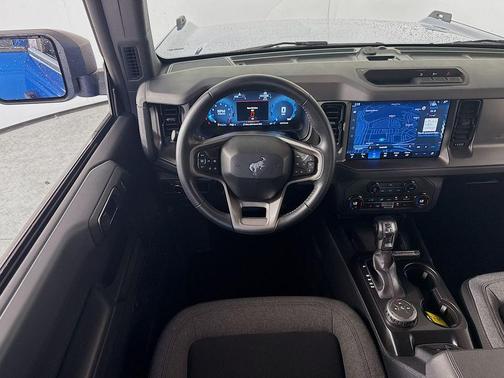 Velocity Blue Metallic 2025 Ford Bronco Big Bend