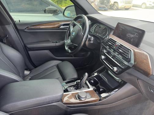 Alpine White 2019 BMW X3 sDrive30i