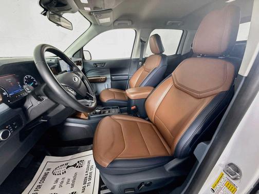 Oxford White 2024 Ford Maverick Lariat