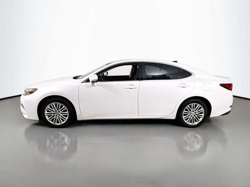 2017 Lexus ES 350 Base