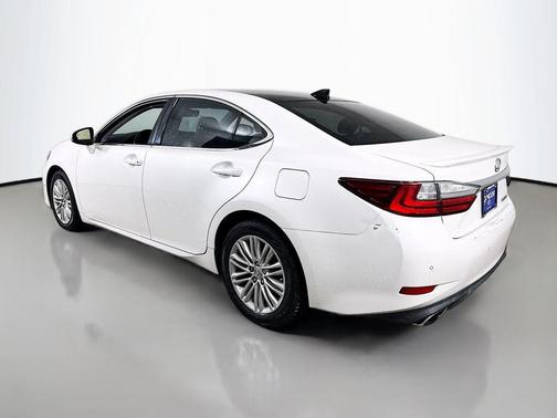 2017 Lexus ES 350 Base