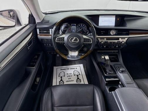 2017 Lexus ES 350 Base