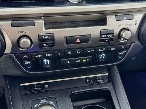 2017 Lexus ES 350 Base