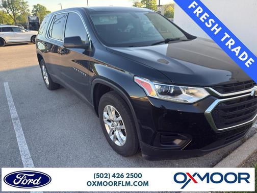 Mosaic Black Metallic 2021 Chevrolet Traverse LS