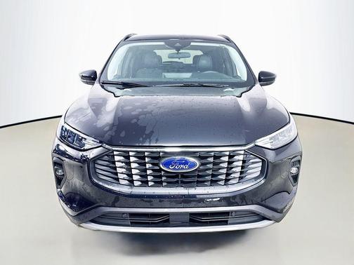 Agate Black Metallic 2023 Ford Escape PHEV