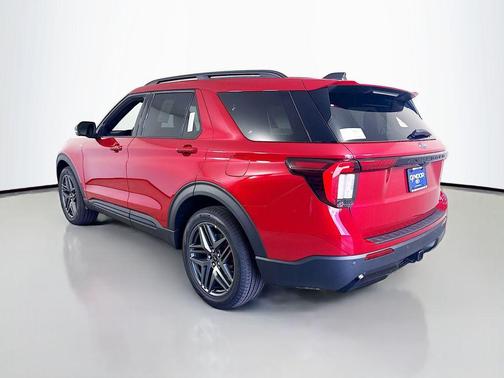 Rapid Red Metallic Tinted Clearcoat 2026 Ford Explorer ST-Line