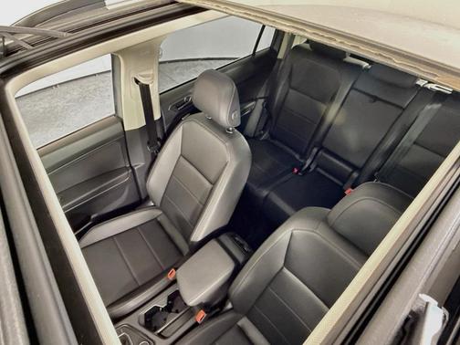 Pyrite Silver Metallic 2019 Volkswagen Tiguan 2.0T SE