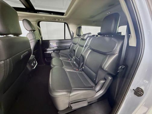 Glacier Gray Metallic 2025 Ford Expedition Max Platinum