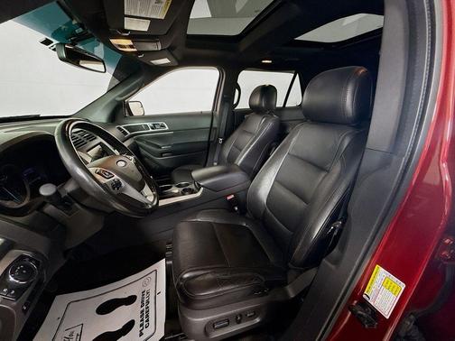Ruby Red Metallic Tinted Clearcoat 2013 Ford Explorer XLT