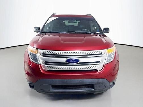 Ruby Red Metallic Tinted Clearcoat 2013 Ford Explorer XLT