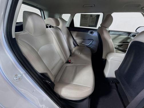 Sparkling Silver 2020 Kia Soul LX