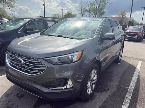 Carbonized Gray Metallic 2022 Ford Edge Titanium