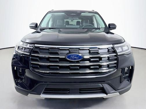 Agate Black Metallic 2026 Ford Explorer Active