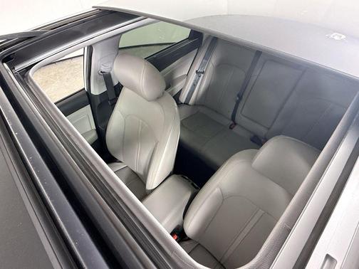 Symphony Silver 2019 Hyundai SONATA Limited