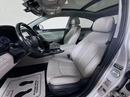 Symphony Silver 2019 Hyundai SONATA Limited