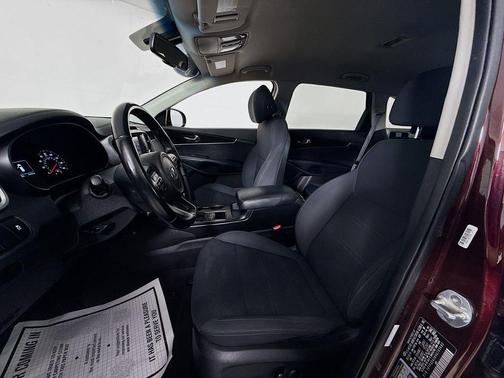 Sangria Red 2017 Kia Sorento LX