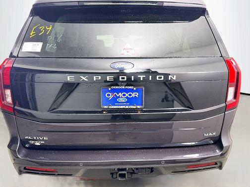 Dark Matter Gray Metallic 2026 Ford Expedition Max Active
