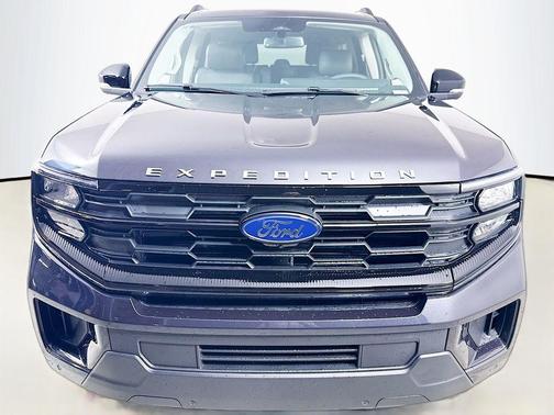 Dark Matter Gray Metallic 2026 Ford Expedition Max Active