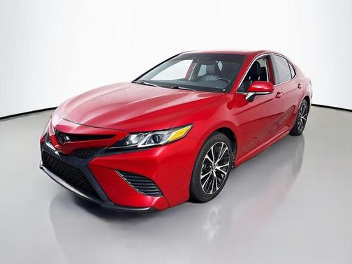 Red 2020 Toyota Camry SE