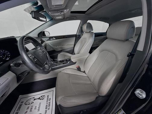 2017 Hyundai SONATA Limited